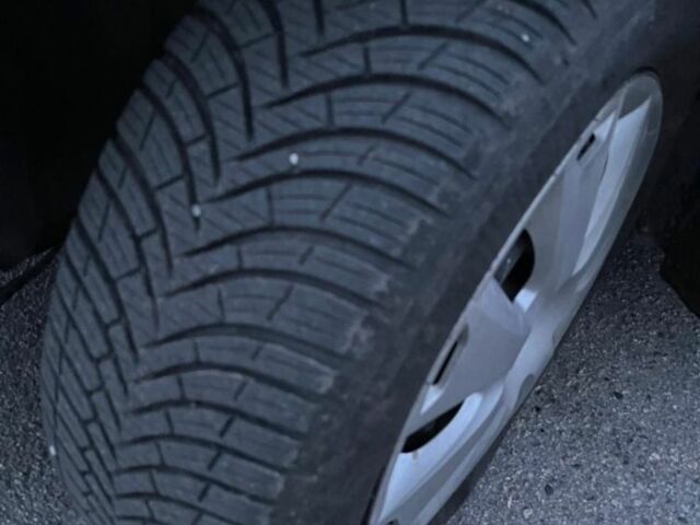 Синий Форд С-Макс, объемом двигателя 1.8 л и пробегом 300 тыс. км за 2900 $, фото 10 на Automoto.ua