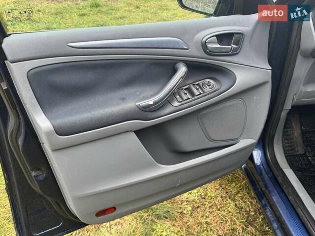 Синій Форд С-Макс, об'ємом двигуна 1.75 л та пробігом 311 тис. км за 6990 $, фото 19 на Automoto.ua