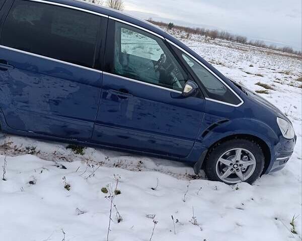 Синий Форд С-Макс, объемом двигателя 2 л и пробегом 200 тыс. км за 8660 $, фото 9 на Automoto.ua