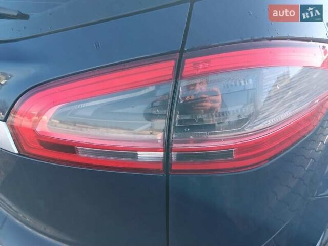 Синий Форд С-Макс, объемом двигателя 1.6 л и пробегом 176 тыс. км за 9750 $, фото 13 на Automoto.ua