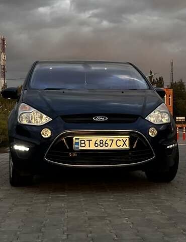 Синий Форд С-Макс, объемом двигателя 2 л и пробегом 260 тыс. км за 10500 $, фото 1 на Automoto.ua
