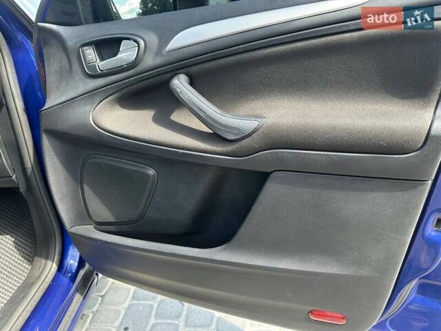 Синій Форд С-Макс, об'ємом двигуна 2 л та пробігом 335 тис. км за 8000 $, фото 5 на Automoto.ua