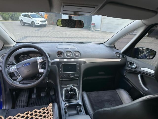 Синій Форд С-Макс, об'ємом двигуна 2 л та пробігом 334 тис. км за 8000 $, фото 3 на Automoto.ua