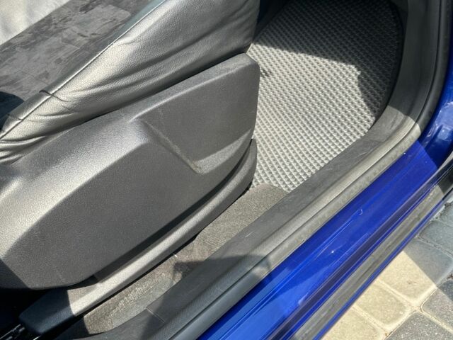 Синій Форд С-Макс, об'ємом двигуна 2 л та пробігом 334 тис. км за 8000 $, фото 2 на Automoto.ua