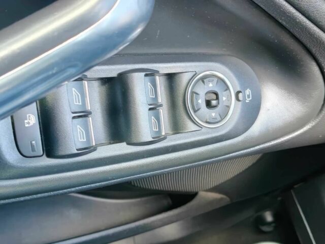 Синій Форд С-Макс, об'ємом двигуна 2 л та пробігом 156 тис. км за 3500 $, фото 11 на Automoto.ua