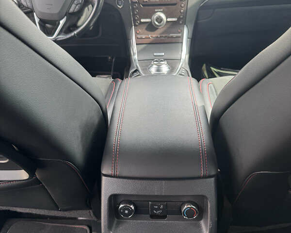 Синій Форд С-Макс, об'ємом двигуна 2 л та пробігом 255 тис. км за 17000 $, фото 15 на Automoto.ua