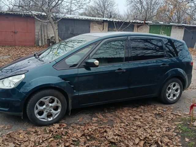 Зелений Форд С-Макс, об'ємом двигуна 2 л та пробігом 283 тис. км за 6800 $, фото 1 на Automoto.ua