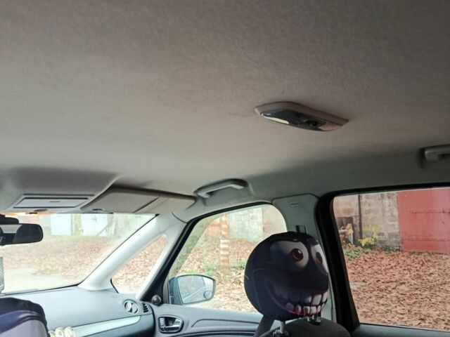 Зелений Форд С-Макс, об'ємом двигуна 2 л та пробігом 283 тис. км за 6800 $, фото 6 на Automoto.ua