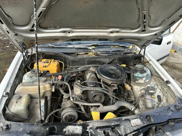 Форд Скорпио 1985 в Кривом Роге на Automoto.ua Белый Форд Скорпио, объемом двигателя 2 л и пробегом 2 тыс. км за 1194 $, фото 7 на Automoto.ua