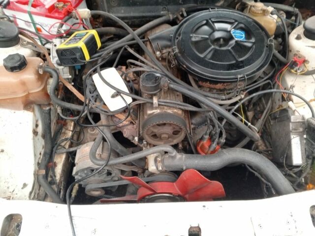 Білий Форд Скорпіо, об'ємом двигуна 2 л та пробігом 250 тис. км за 750 $, фото 5 на Automoto.ua