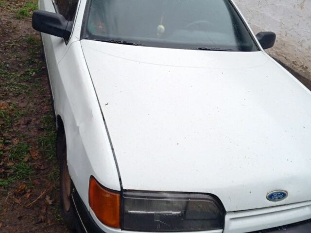 Білий Форд Скорпіо, об'ємом двигуна 2 л та пробігом 250 тис. км за 750 $, фото 3 на Automoto.ua