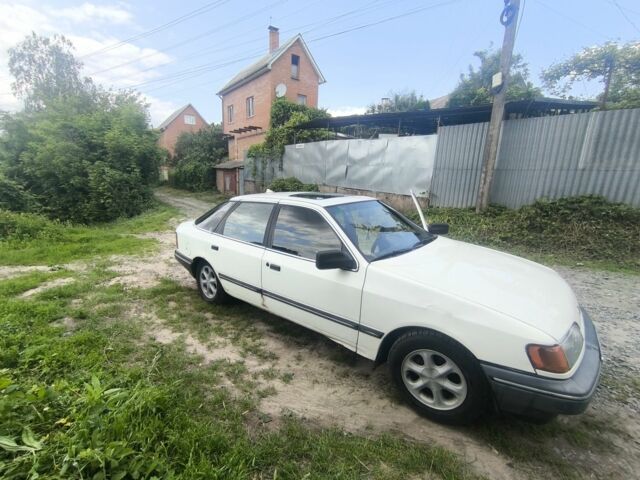 Белый Форд Скорпио, объемом двигателя 3 л и пробегом 345 тыс. км за 811 $, фото 7 на Automoto.ua