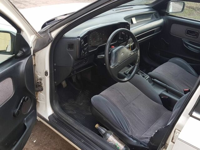 Белый Форд Скорпио, объемом двигателя 2 л и пробегом 500 тыс. км за 64000 $, фото 7 на Automoto.ua