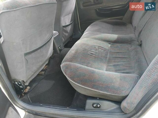 Белый Форд Скорпио, объемом двигателя 2.4 л и пробегом 300 тыс. км за 1600 $, фото 17 на Automoto.ua