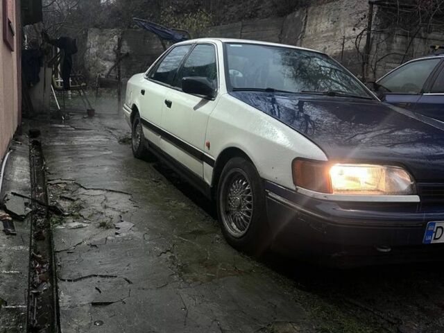 Белый Форд Скорпио, объемом двигателя 2 л и пробегом 190 тыс. км за 1016 $, фото 2 на Automoto.ua