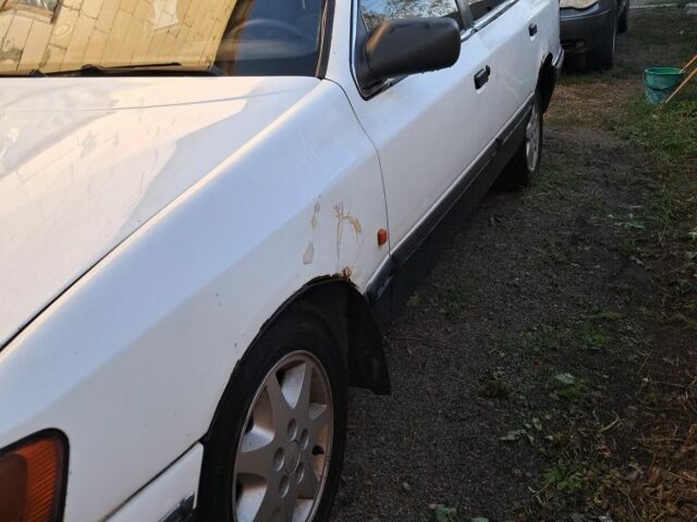 Белый Форд Скорпио, объемом двигателя 2 л и пробегом 30 тыс. км за 1300 $, фото 3 на Automoto.ua