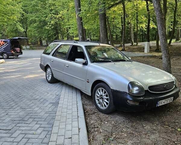 Белый Форд Скорпио, объемом двигателя 2.5 л и пробегом 348 тыс. км за 1500 $, фото 1 на Automoto.ua