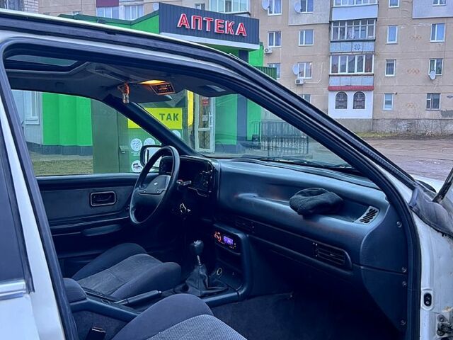 Белый Форд Скорпио, объемом двигателя 24 л и пробегом 160 тыс. км за 899 $, фото 9 на Automoto.ua