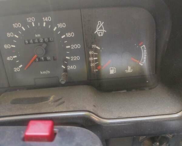 Белый Форд Скорпио, объемом двигателя 2 л и пробегом 540 тыс. км за 969 $, фото 4 на Automoto.ua