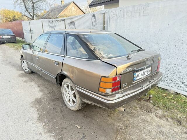 Бежевий Форд Скорпіо, об'ємом двигуна 2 л та пробігом 300 тис. км за 500 $, фото 2 на Automoto.ua