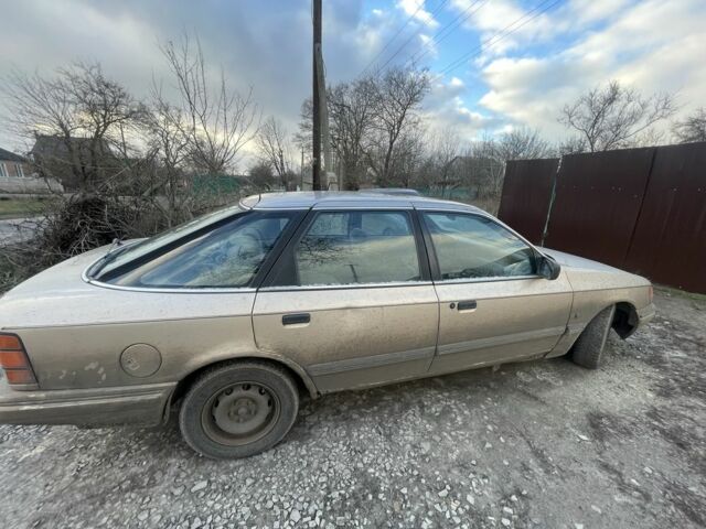 Бежевый Форд Скорпио, объемом двигателя 2 л и пробегом 300 тыс. км за 828 $, фото 5 на Automoto.ua