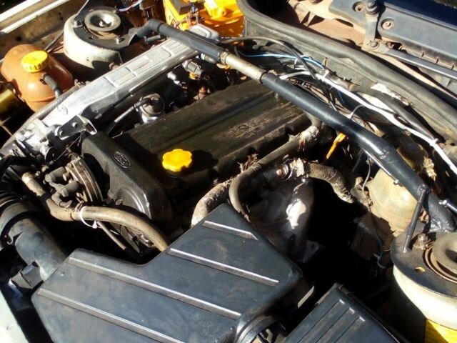 Бежевый Форд Скорпио, объемом двигателя 2.5 л и пробегом 2 тыс. км за 1310 $, фото 7 на Automoto.ua