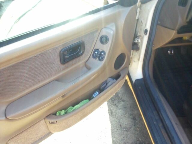 Бежевый Форд Скорпио, объемом двигателя 2.5 л и пробегом 2 тыс. км за 1310 $, фото 5 на Automoto.ua