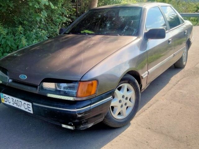 Бежевый Форд Скорпио, объемом двигателя 2 л и пробегом 190 тыс. км за 1000 $, фото 3 на Automoto.ua