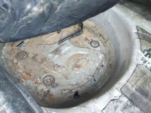 Бежевый Форд Скорпио, объемом двигателя 2 л и пробегом 190 тыс. км за 1000 $, фото 8 на Automoto.ua