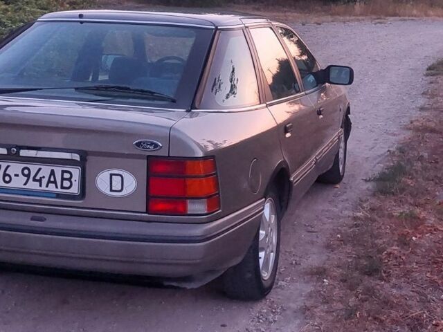 Форд Скорпіо 1986 у Никополе на Automoto.ua Бежевий Форд Скорпіо, об'ємом двигуна 0 л та пробігом 158 тис. км за 2500 $, фото 3 на Automoto.ua