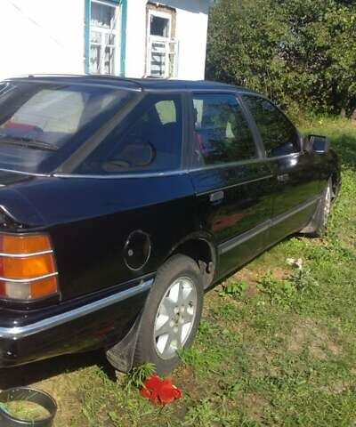 Черный Форд Скорпио, объемом двигателя 2.9 л и пробегом 300 тыс. км за 900 $, фото 2 на Automoto.ua