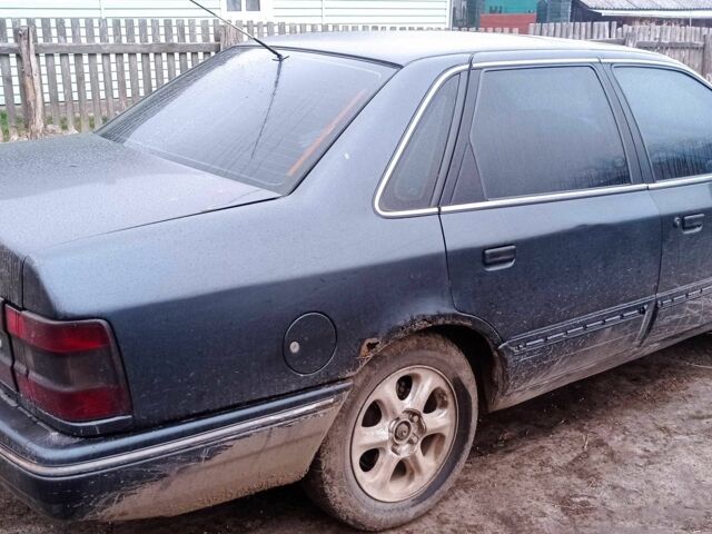 Черный Форд Скорпио, объемом двигателя 2.9 л и пробегом 200 тыс. км за 879 $, фото 3 на Automoto.ua