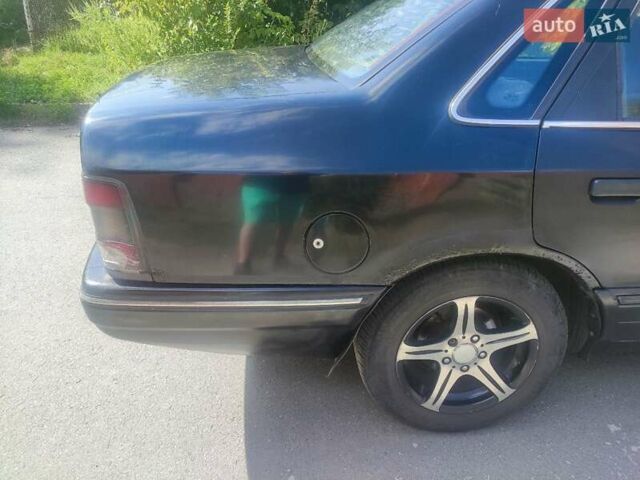 Черный Форд Скорпио, объемом двигателя 1.99 л и пробегом 300 тыс. км за 1499 $, фото 6 на Automoto.ua