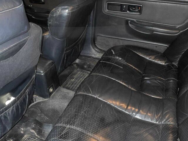 Черный Форд Скорпио, объемом двигателя 2 л и пробегом 200 тыс. км за 1550 $, фото 6 на Automoto.ua