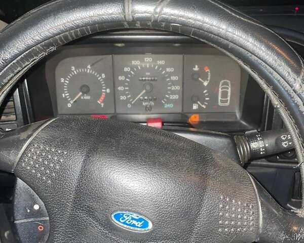 Черный Форд Скорпио, объемом двигателя 2 л и пробегом 200 тыс. км за 1550 $, фото 9 на Automoto.ua