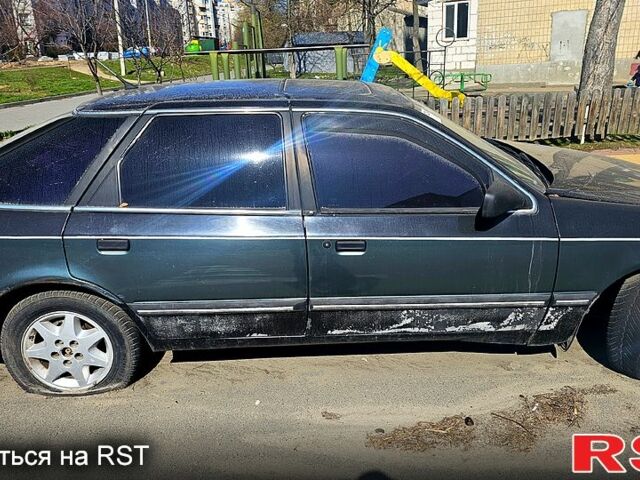 Черный Форд Скорпио, объемом двигателя 2.9 л и пробегом 300 тыс. км за 400 $, фото 4 на Automoto.ua
