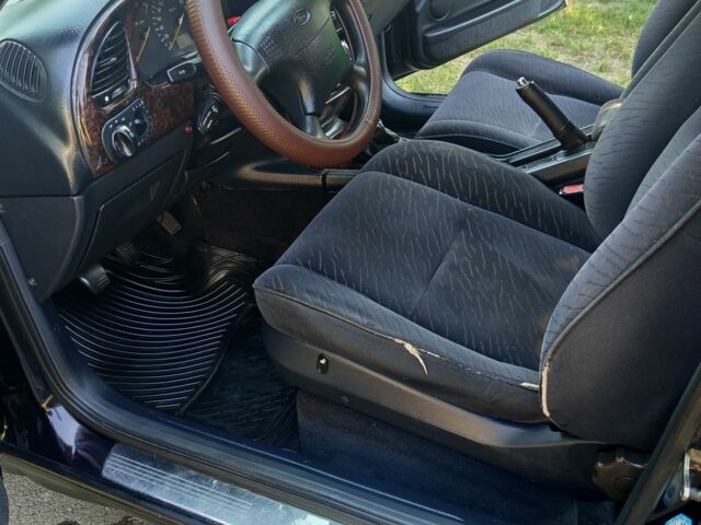 Фиолетовый Форд Скорпио, объемом двигателя 2 л и пробегом 326 тыс. км за 2300 $, фото 7 на Automoto.ua