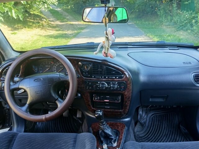 Фиолетовый Форд Скорпио, объемом двигателя 2 л и пробегом 326 тыс. км за 2300 $, фото 8 на Automoto.ua