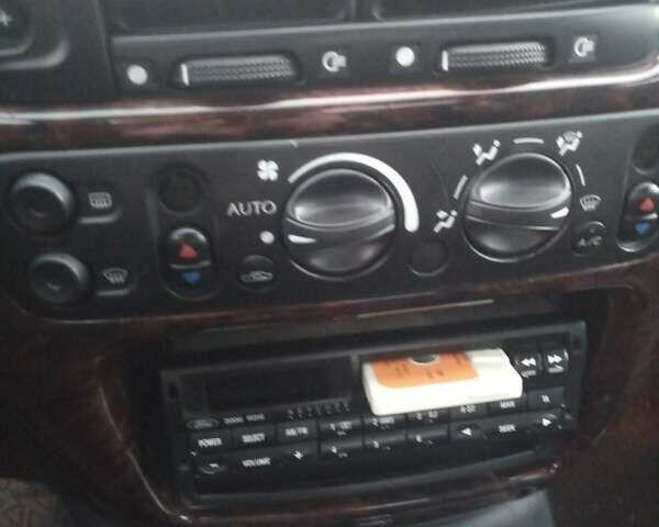 Фиолетовый Форд Скорпио, объемом двигателя 2 л и пробегом 312 тыс. км за 2200 $, фото 2 на Automoto.ua