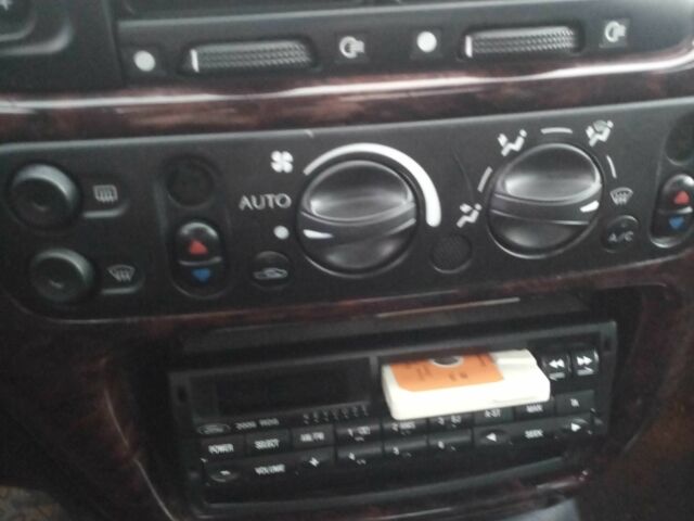 Фиолетовый Форд Скорпио, объемом двигателя 2 л и пробегом 312 тыс. км за 2200 $, фото 1 на Automoto.ua