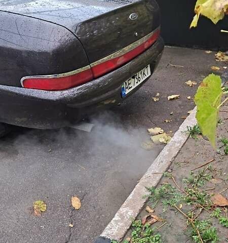 Фиолетовый Форд Скорпио, объемом двигателя 2 л и пробегом 350 тыс. км за 2200 $, фото 3 на Automoto.ua