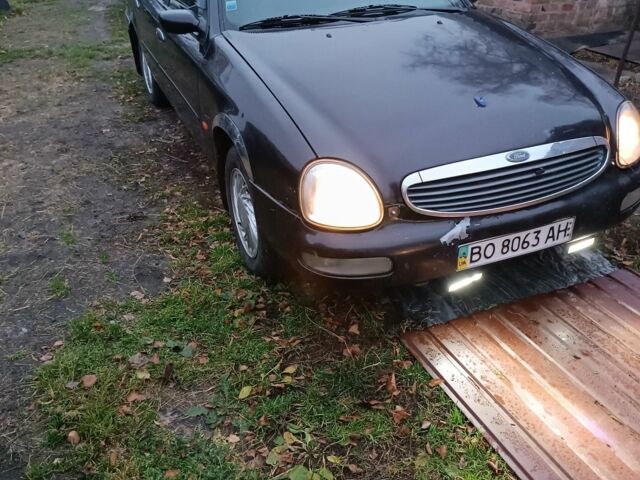 Фиолетовый Форд Скорпио, объемом двигателя 2.5 л и пробегом 300 тыс. км за 1400 $, фото 1 на Automoto.ua