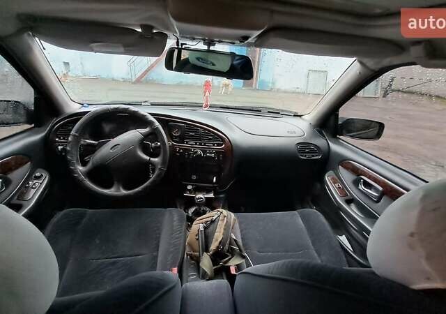 Фиолетовый Форд Скорпио, объемом двигателя 2 л и пробегом 350 тыс. км за 2200 $, фото 4 на Automoto.ua