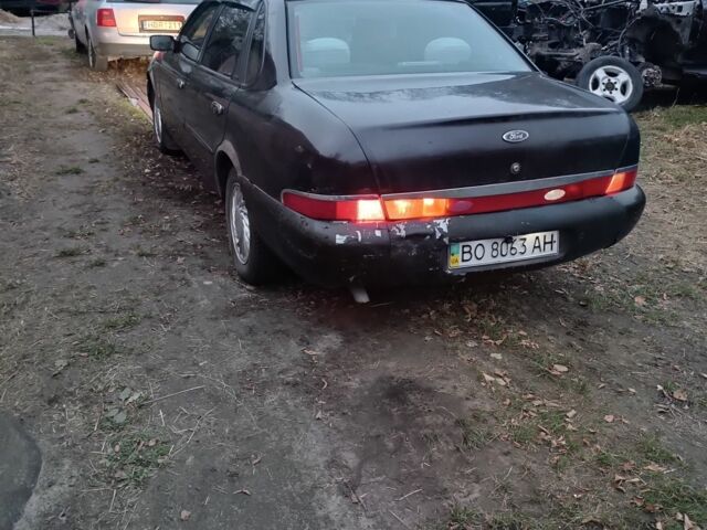 Фиолетовый Форд Скорпио, объемом двигателя 2.5 л и пробегом 300 тыс. км за 1400 $, фото 2 на Automoto.ua