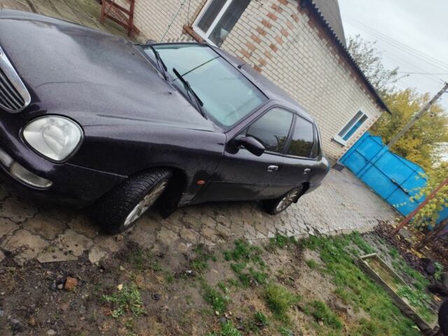 Фиолетовый Форд Скорпио, объемом двигателя 2 л и пробегом 200 тыс. км за 1671 $, фото 1 на Automoto.ua