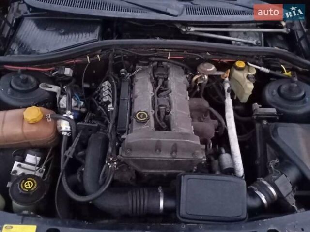 Фіолетовий Форд Скорпіо, об'ємом двигуна 2.3 л та пробігом 300 тис. км за 2000 $, фото 4 на Automoto.ua