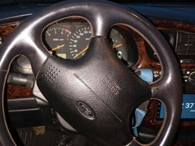 Фіолетовий Форд Скорпіо, об'ємом двигуна 2.3 л та пробігом 300 тис. км за 2000 $, фото 12 на Automoto.ua