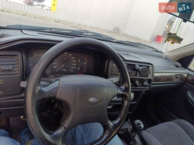 Форд Скорпіо 1994 у Броварах на Automoto.ua Фіолетовий Форд Скорпіо, об'ємом двигуна 2 л та пробігом 277 тис. км за 1700 $, фото 12 на Automoto.ua