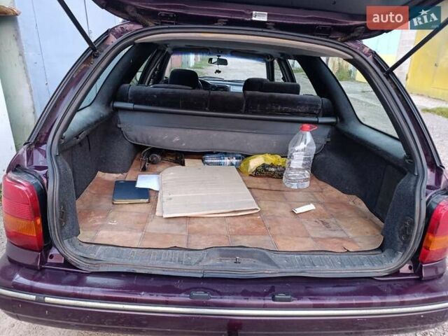 Форд Скорпіо 1994 у Броварах на Automoto.ua Фіолетовий Форд Скорпіо, об'ємом двигуна 2 л та пробігом 277 тис. км за 1700 $, фото 4 на Automoto.ua