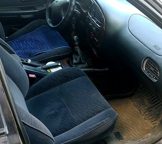 Фиолетовый Форд Скорпио, объемом двигателя 2 л и пробегом 376 тыс. км за 1500 $, фото 6 на Automoto.ua